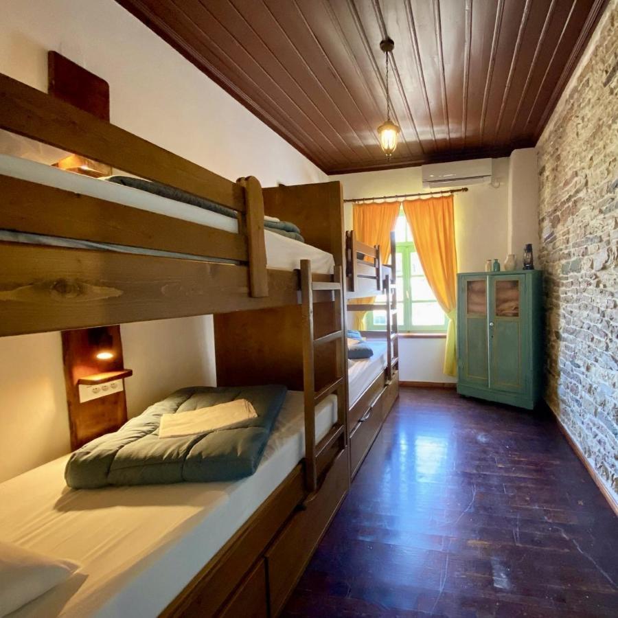 Stone City Hostel Gjirokastër المظهر الخارجي الصورة