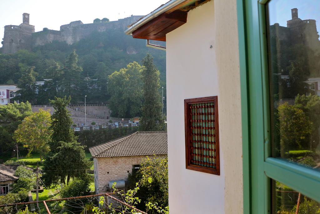 Stone City Hostel Gjirokastër المظهر الخارجي الصورة