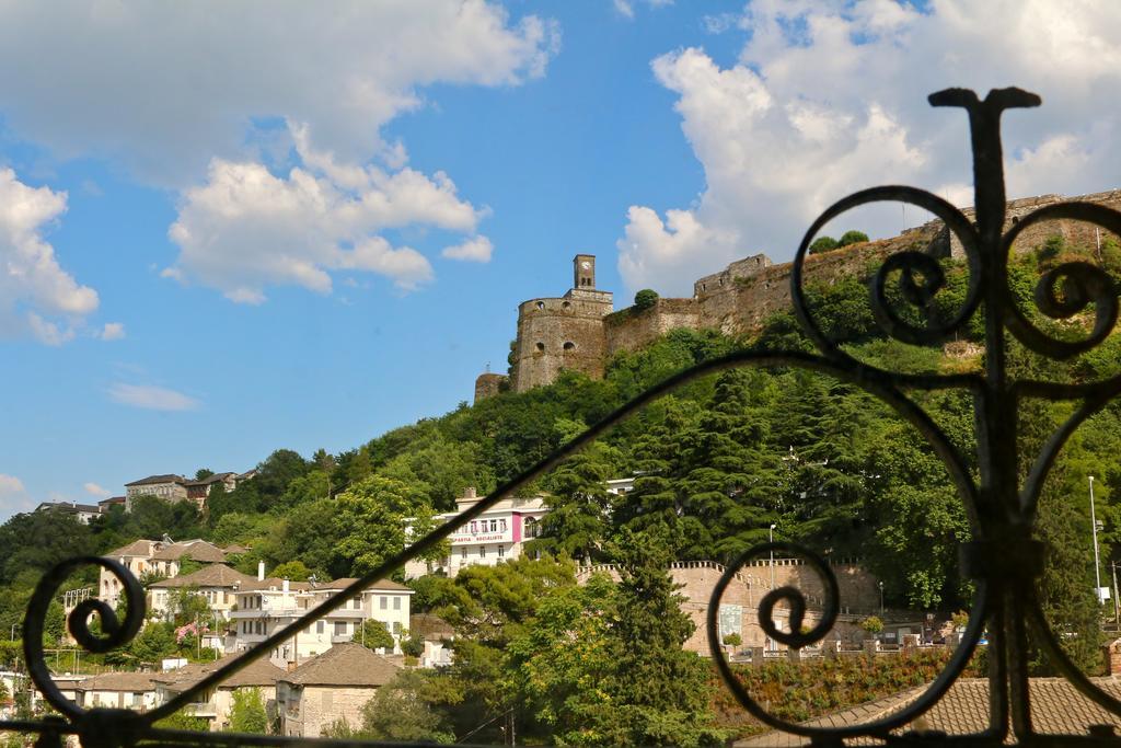 Stone City Hostel Gjirokastër المظهر الخارجي الصورة