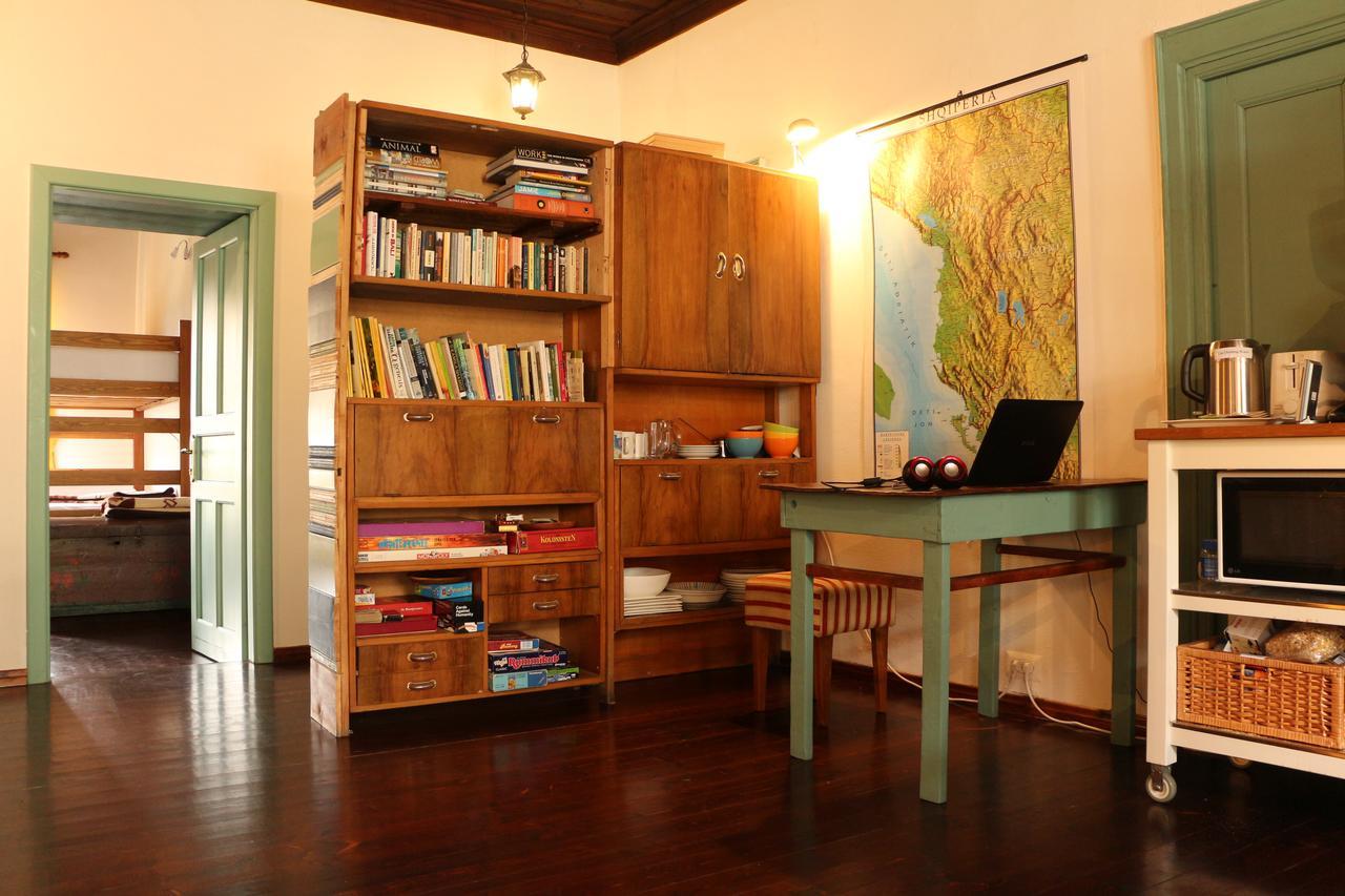 Stone City Hostel Gjirokastër المظهر الخارجي الصورة
